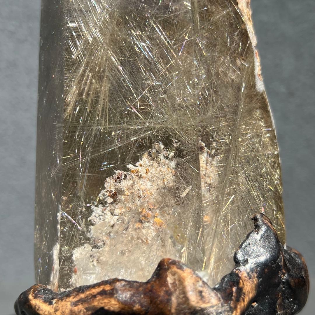 ✳️新春開運招福セール☆超希少✨奇跡の石✨放射プラチナルチル 六角柱 天然石 原石