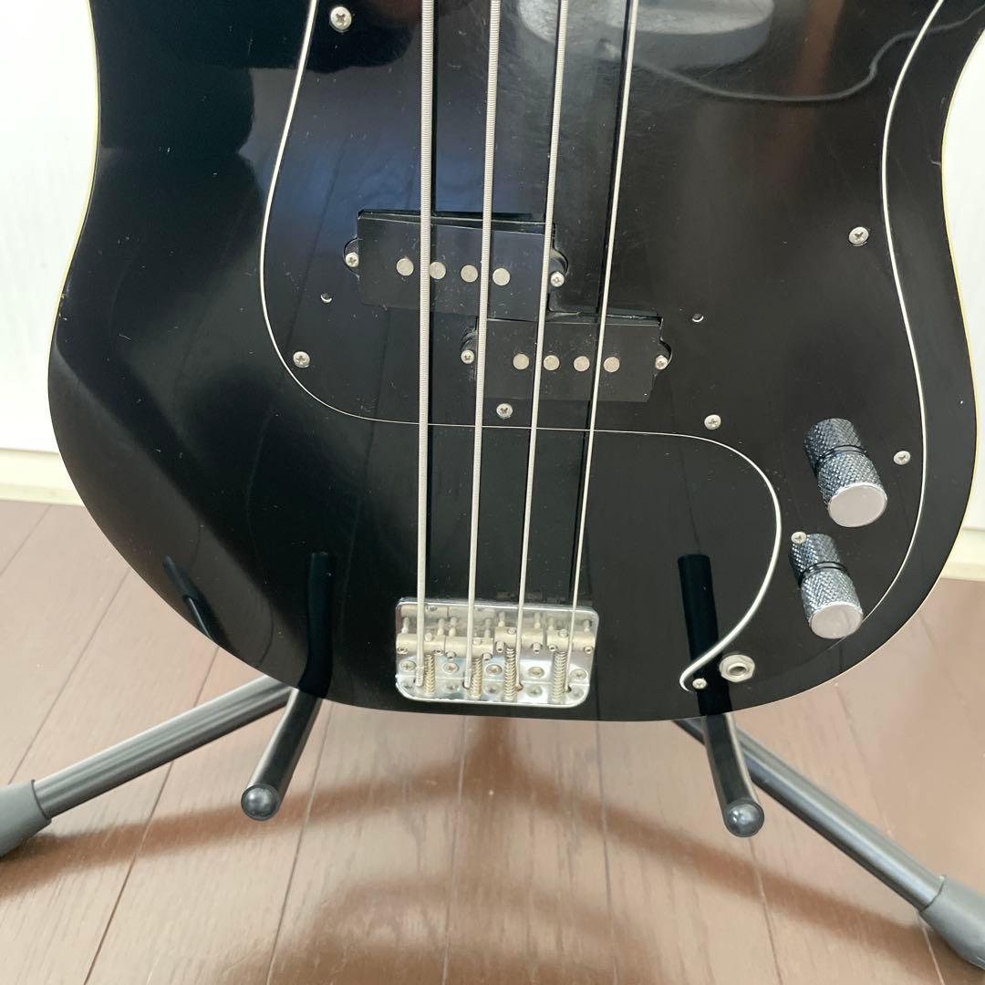 Fender Precision Bass ブラック