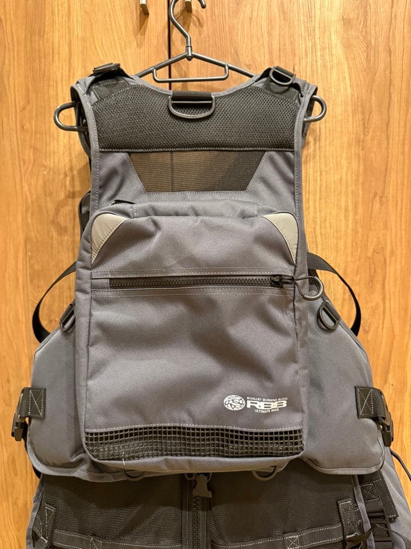 RBB ウェーディングベスト　エクストリームタイドゲームベスト チャコール