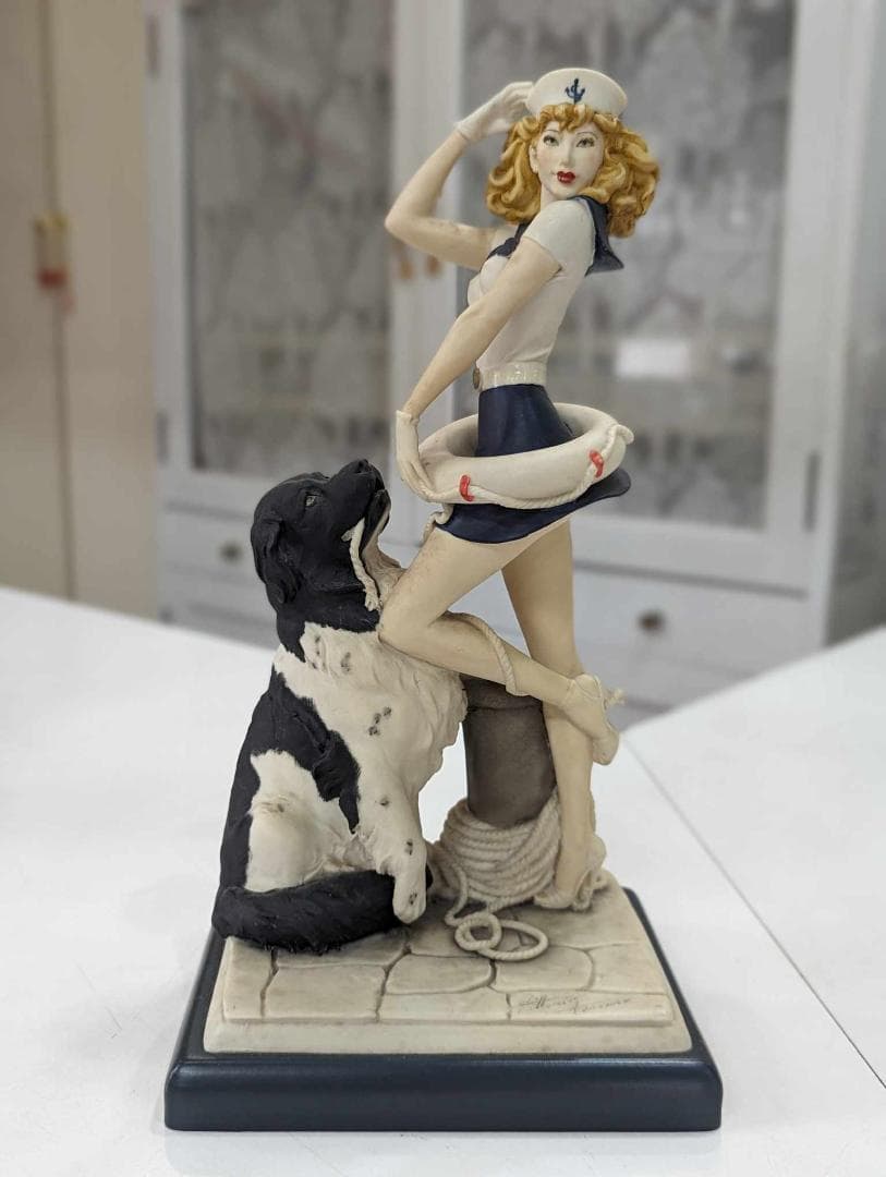 VittorioTessaro　ヴィットリオテッサーロ　女性　置物　イタリア製