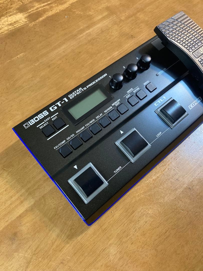 【美品】BOSS GT-1 マルチエフェクター 教科書セット