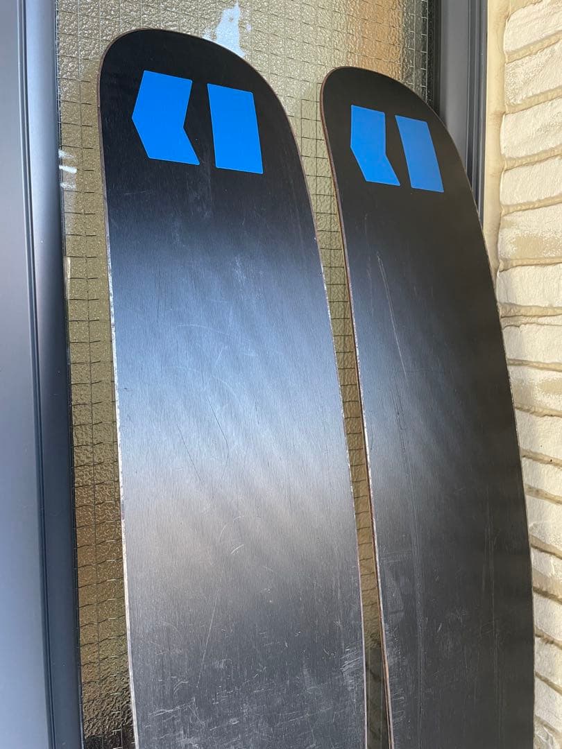 ARMADA スキー板 グラフィックデザイン　ARMADA TST 183cm