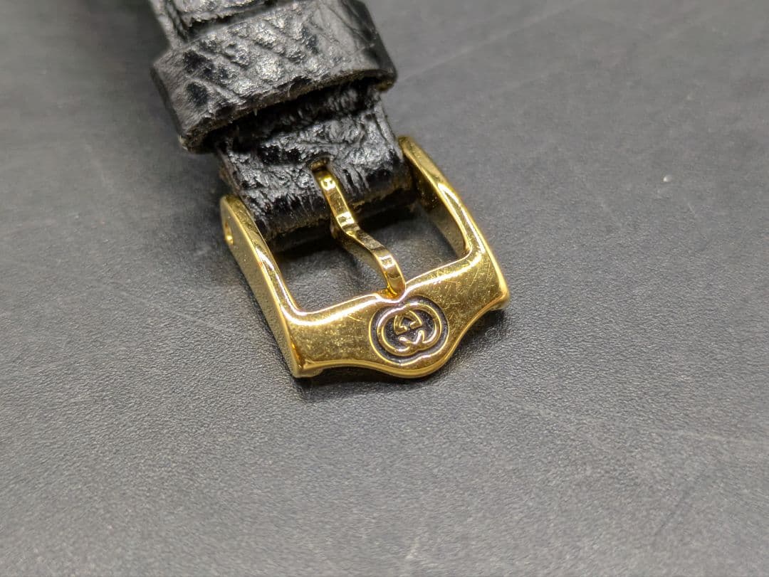 【稼働品】GUCCI 5100L レディース 腕時計 ゴールド 黒文字盤