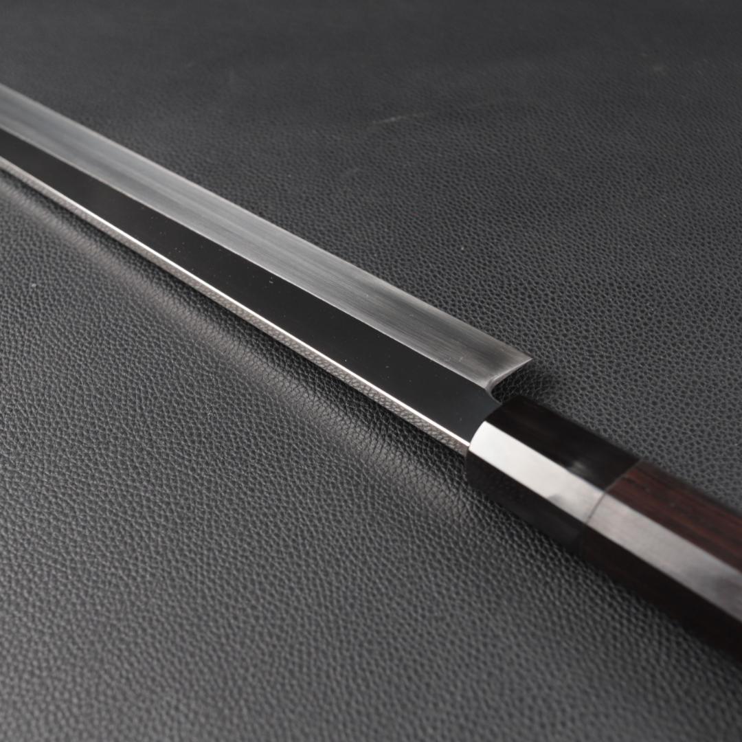 10853柳刃包丁 尺三鏡面仕上げ 刺身包丁 刃は究極の切れ味 黒檀黒水牛八角柄