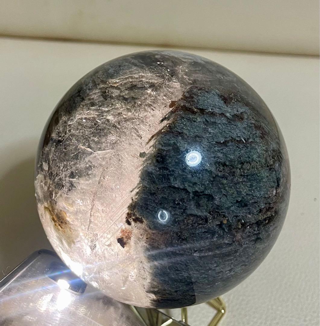 ガーデンクォーツ マリアナ海溝模様 スフィア 庭園水晶 浄化 約1キロ 虹入