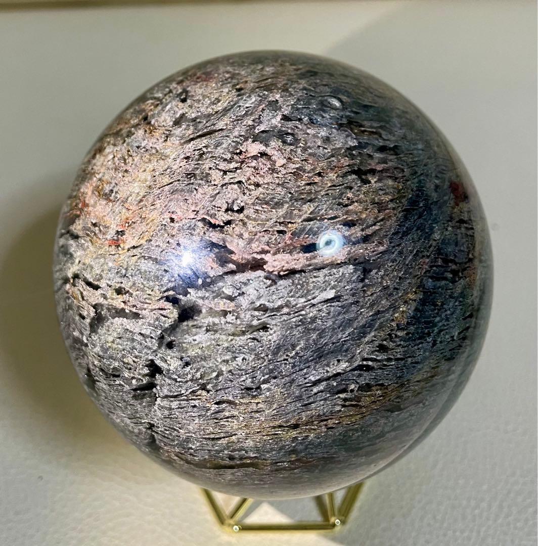 ガーデンクォーツ マリアナ海溝模様 スフィア 庭園水晶 浄化 約1キロ 虹入