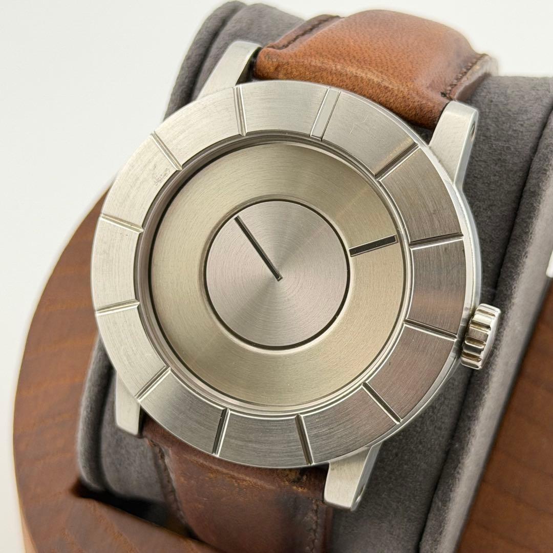 【超希少】イッセイミヤケ　自動巻　吉岡モデル　NE15-0020 シルバー