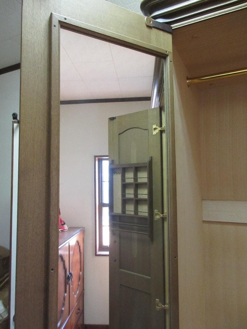 【昭和レトロ】　ヴィンテージ　府中家具　大型たんす　クラシック