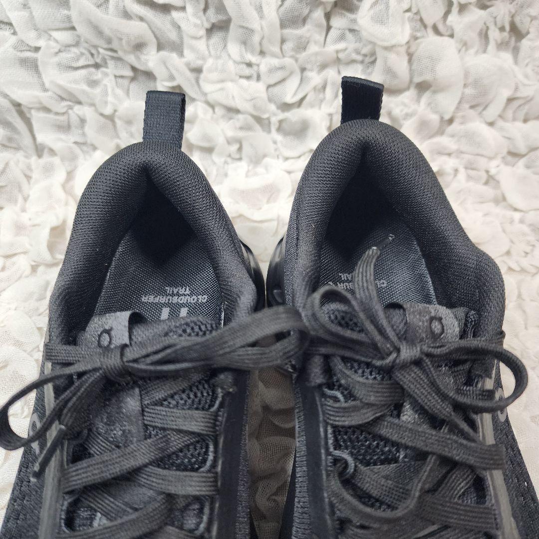 美品 オン クラウドサーファー トレイル2 スニーカー