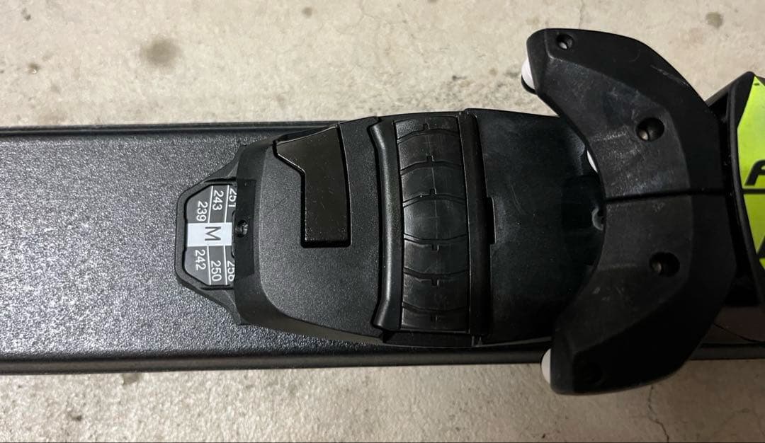 FISCHER RACE JR スキー　110cm