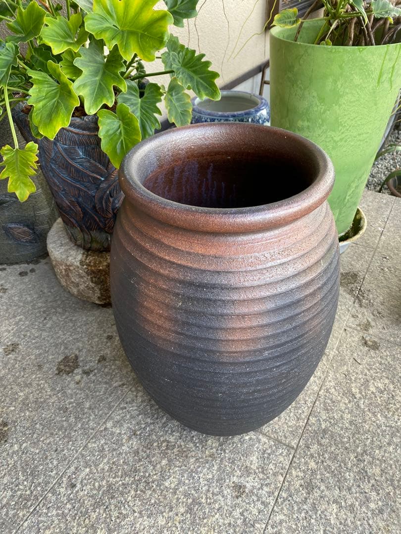 信楽焼　壺　傘立て　大壺　金魚鉢　睡蓮鉢　メダカ　和風