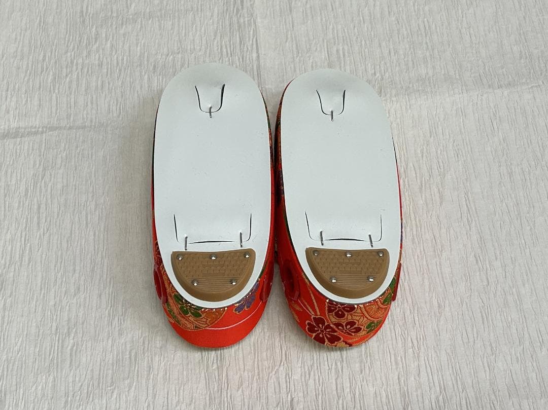 七五三セット　祝帯ペアセット　赤　中サイズ　草履18cm　箱入り　新古品