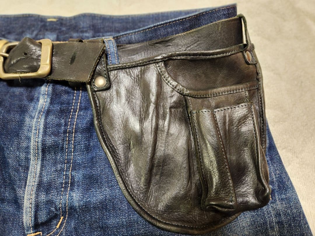 【mayumi hasegawa】本革ポケット付きベルト、シザーケース