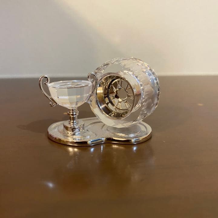 【値下げしました❗️】スワロフスキー　フォーミュラワントロフィー