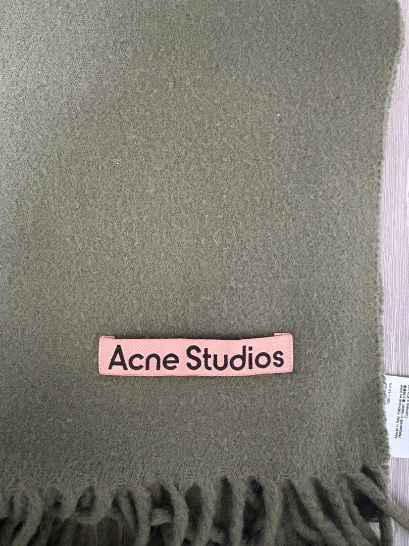 アクネ　Acne Studios マフラー　カーキ