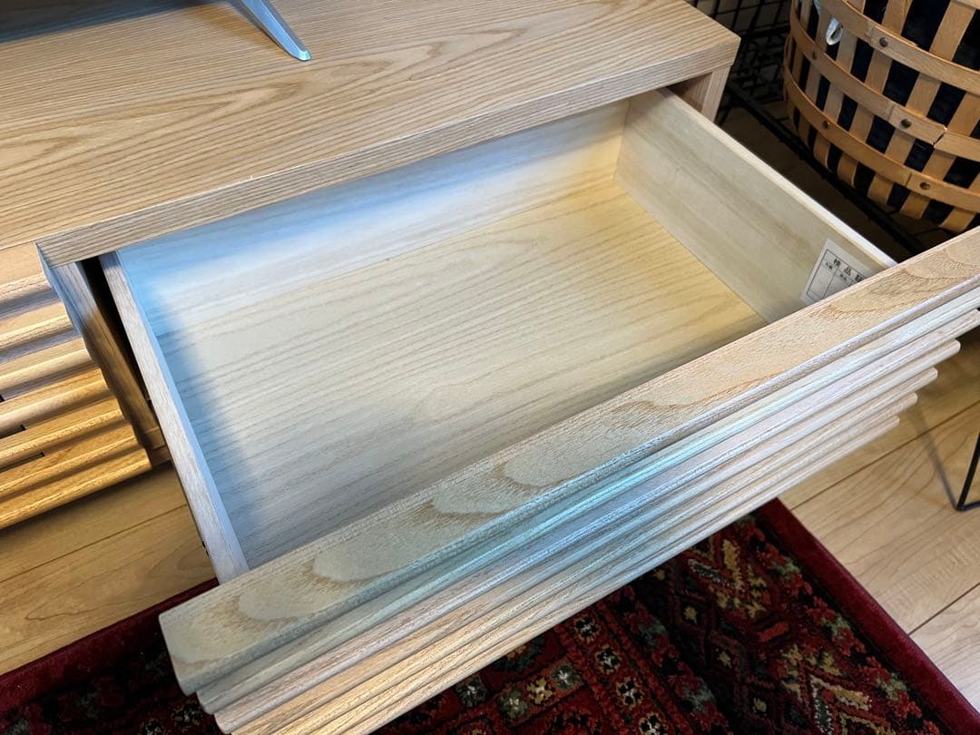 【ゴジラ様】アゼル テレビボード 180 ナチュラル