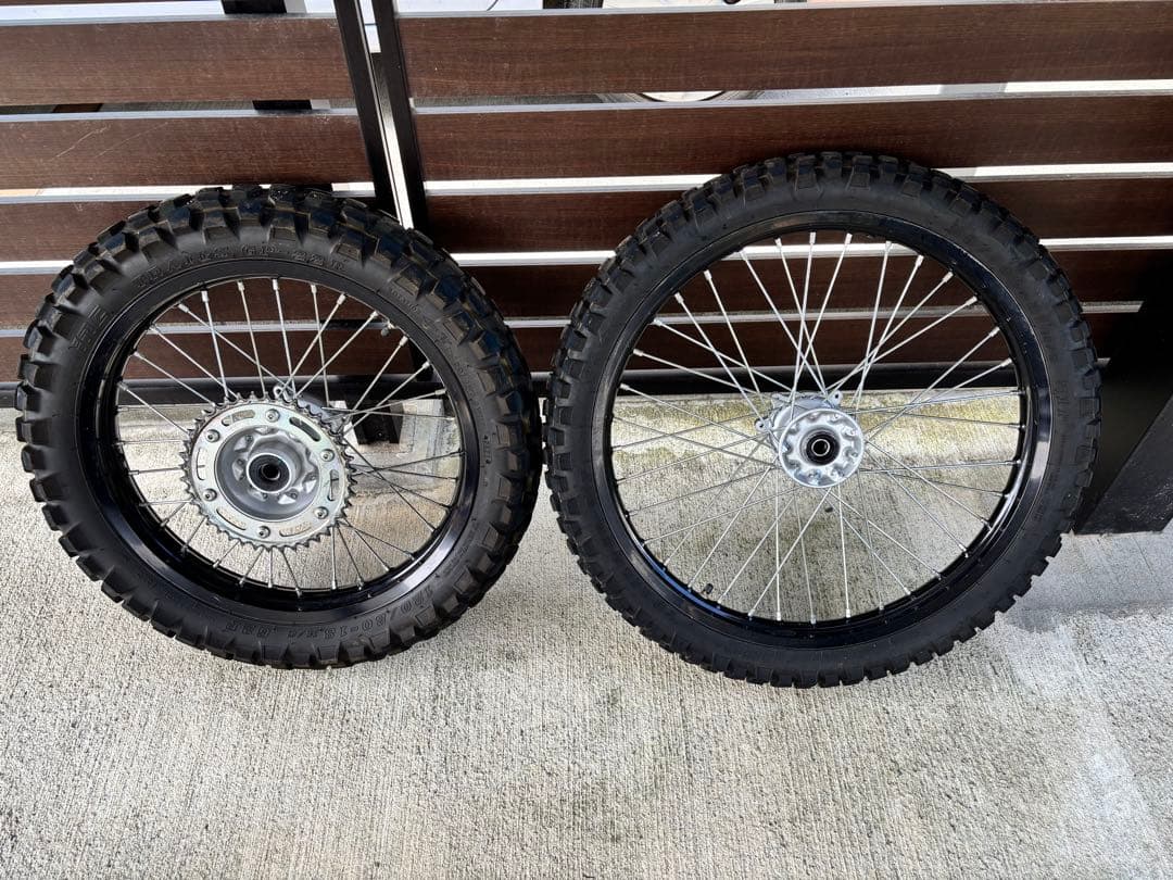 crf250l オフロードタイヤ、ホイール 2本セット