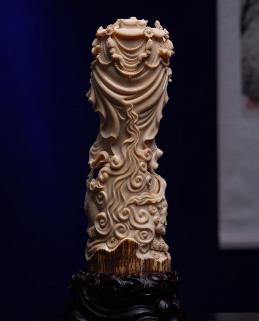 天然マンモス牙精巧な手作り彫刻文殊菩薩 置物