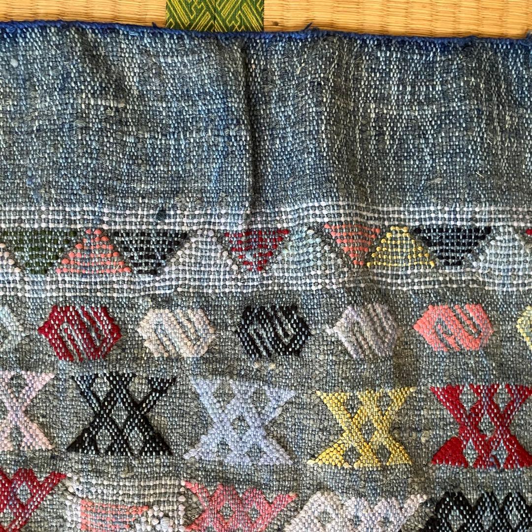 幾何学模様 手織り　ラグ　インディゴ　ヴィンテージ　キリム　デニム