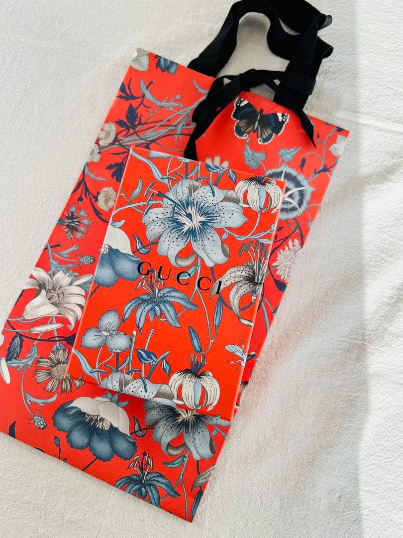 GUCCI グッチ GGマトラッセ 二つ折り財布 限定 花柄 箱、袋、説明書