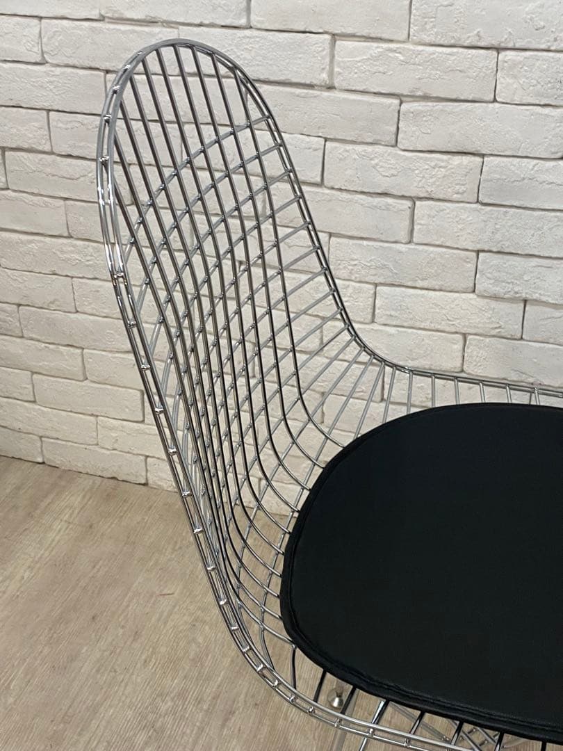 【東京都内23区配送無料】ハーマンミラー　イームズ　ワイヤーチェア 椅子　黒