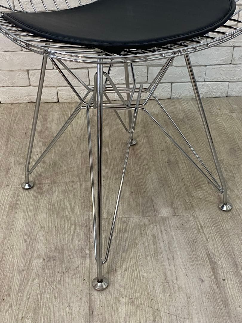 【東京都内23区配送無料】ハーマンミラー　イームズ　ワイヤーチェア 椅子　黒