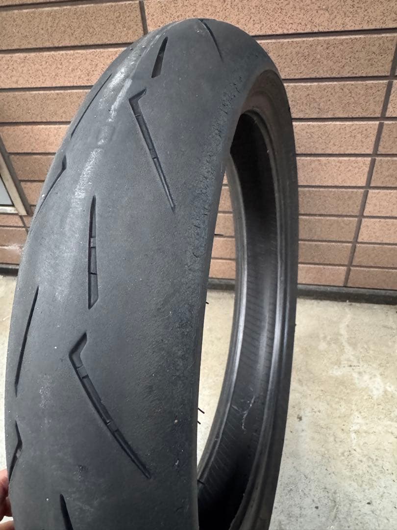 スーパーコルサ V4 SC1 110/70 24年50週製造