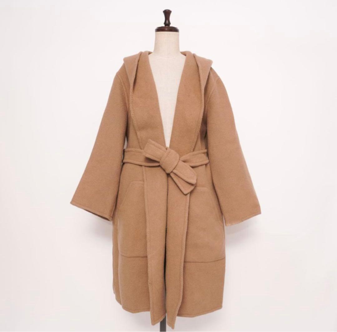 CÉLINE フード付きベージュロングコート　ラマウール