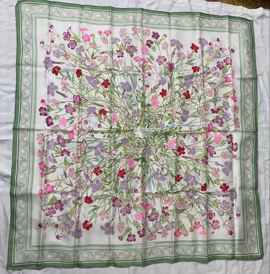 し*送様 エルメス　カレ90 野生のカーネーション(実家保管品)