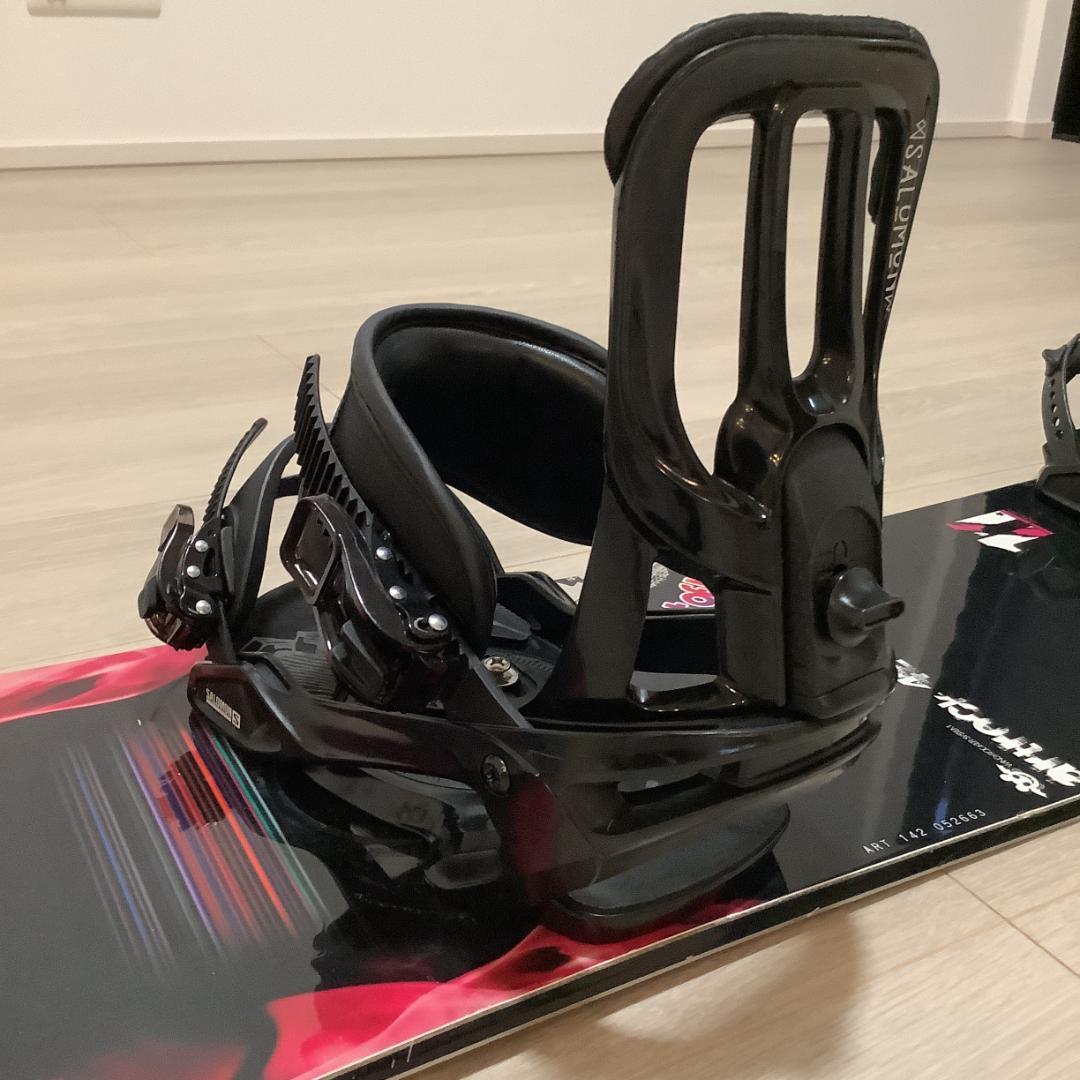 030NOVEMBERサロモンSALOMONレディーススノーボードグラトリ初心者