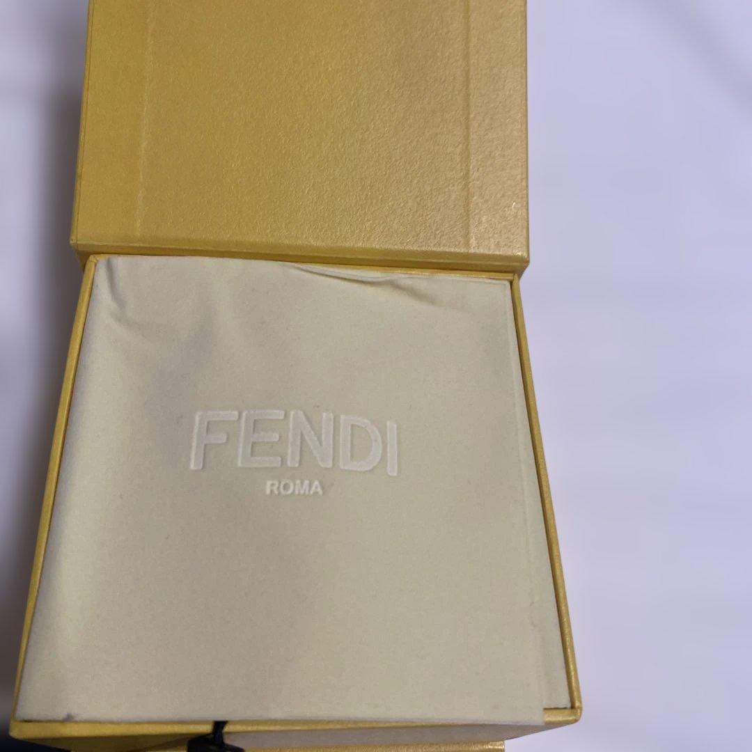 美品　フェンディ　エフイズフェンディブレスレット　ゴールド