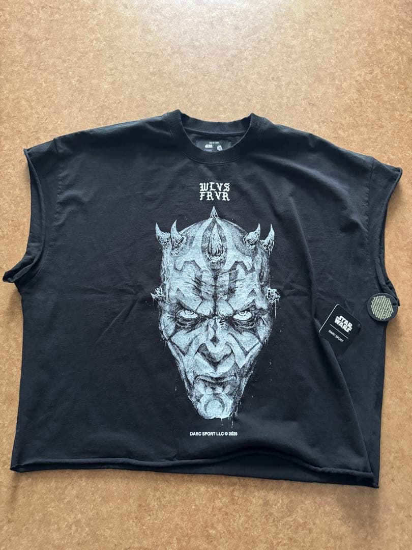 darcsportダース・モール グラフィックノースリーブタンクトップ