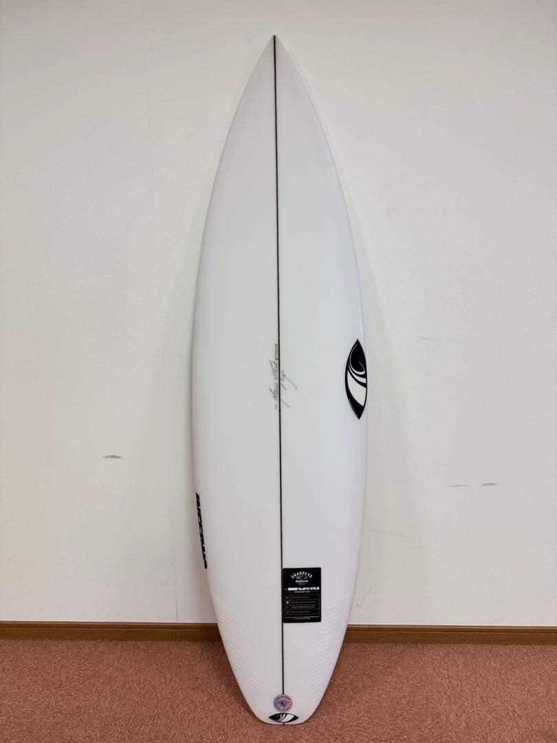 シャープアイサーフボード　INFERNO72 5’11’