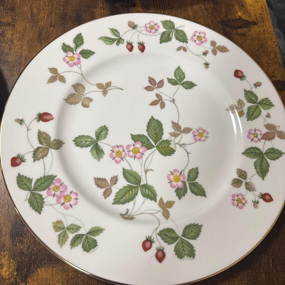  27センチプレート4枚セット　大変お得です！