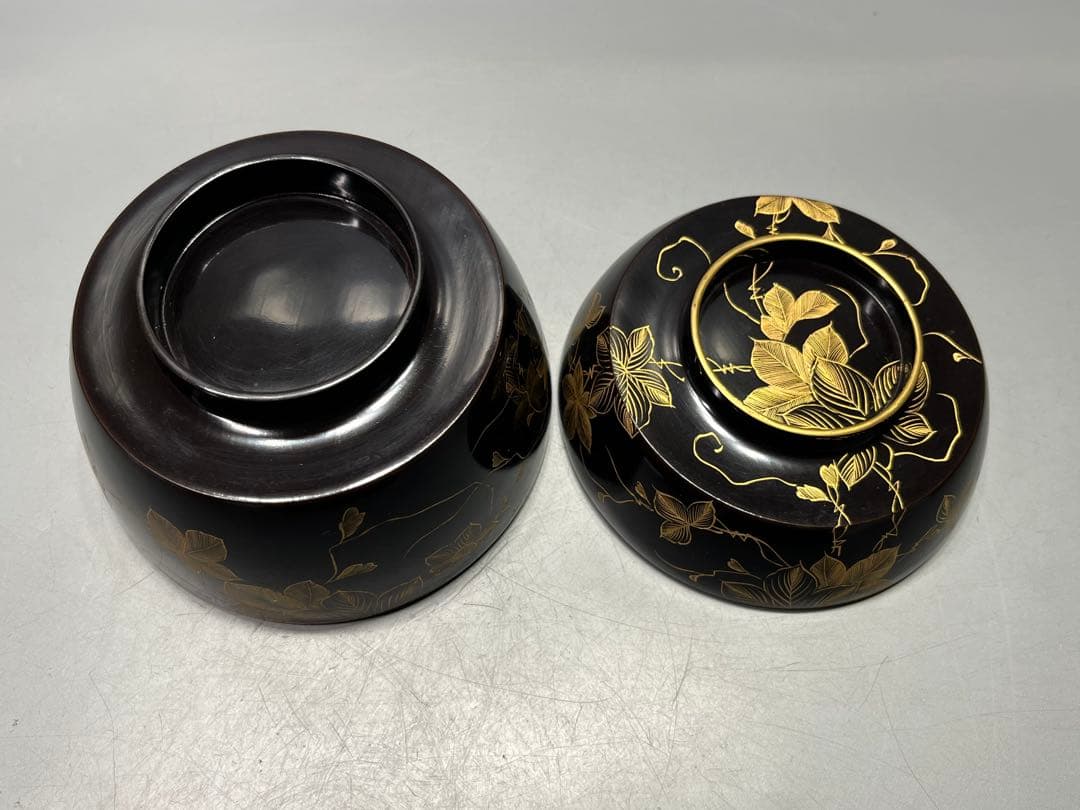 極上　輪島塗　沈金蒔絵　大きめ　吸物椀　煮椀　五客　木製　五客はラストです。