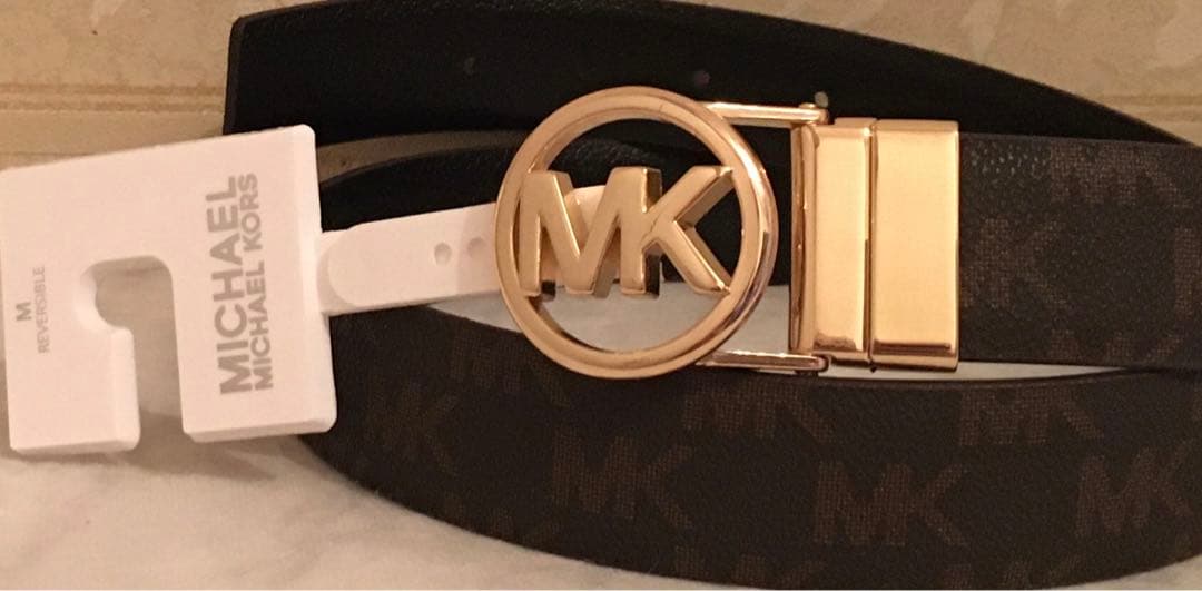 マイケルコースリバーシブルベルト2点　新品