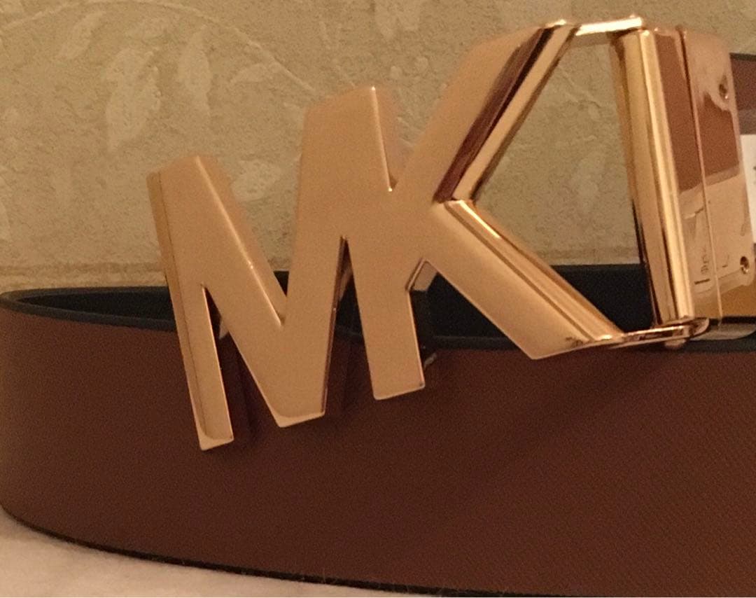 マイケルコースリバーシブルベルト2点　新品