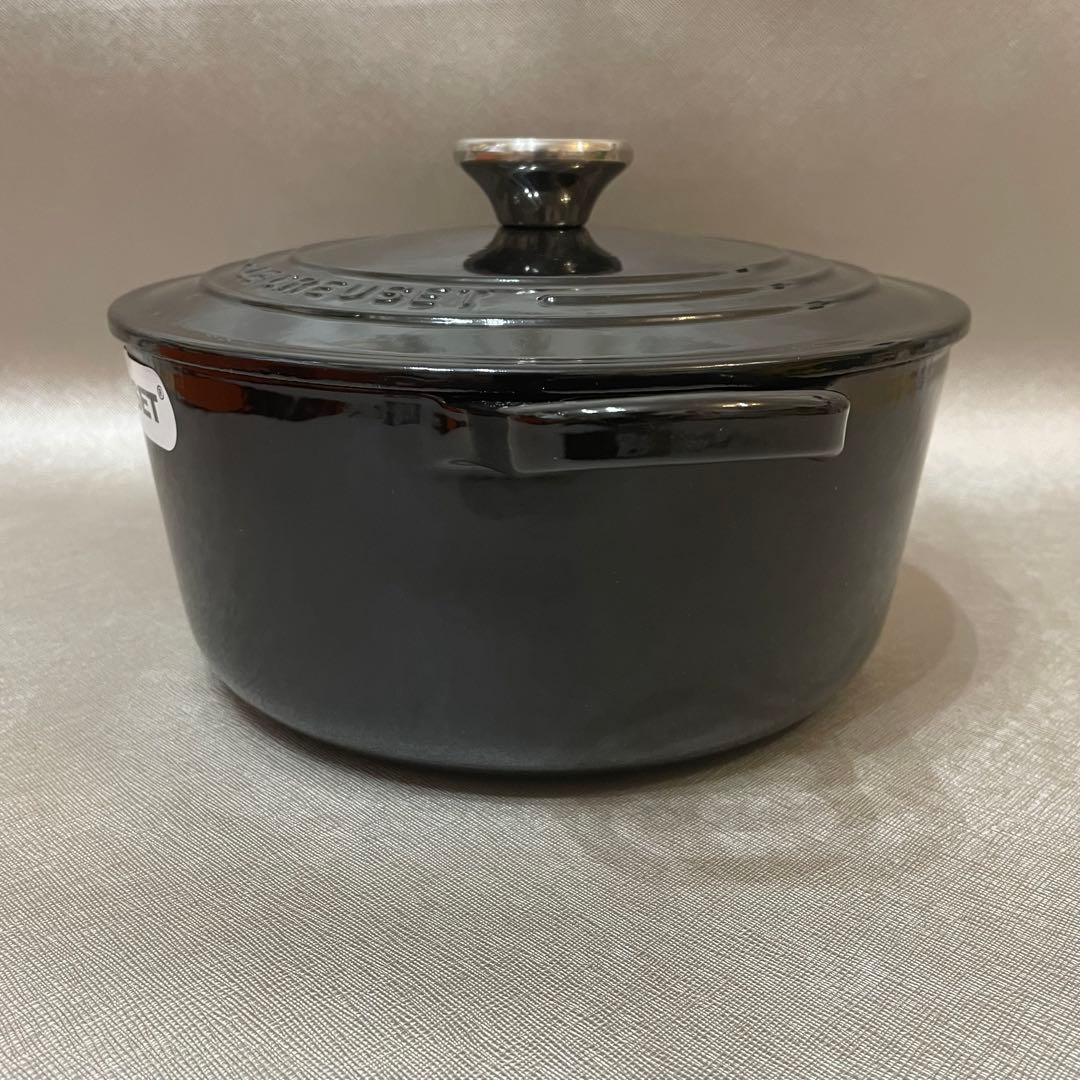 新品未使用　ルクルーゼ　ココット・ロンド　ブラック　両手鍋　22cm