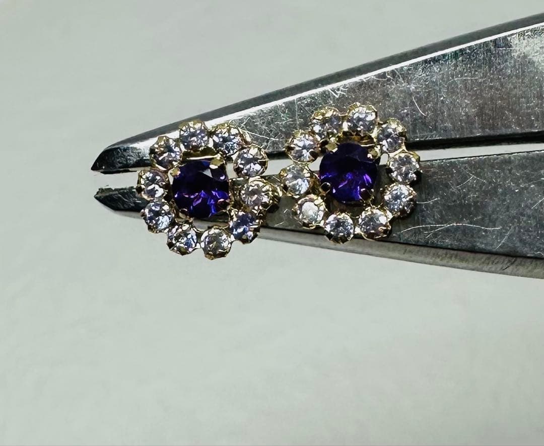 【Thank you セール】K18 お花のような華やかなピアス!可憐に輝きます