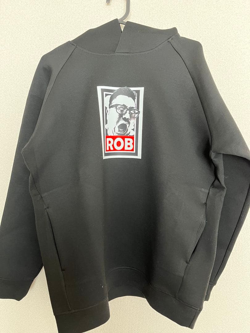 ロブルアー　オリジナルイベント限定パーカー