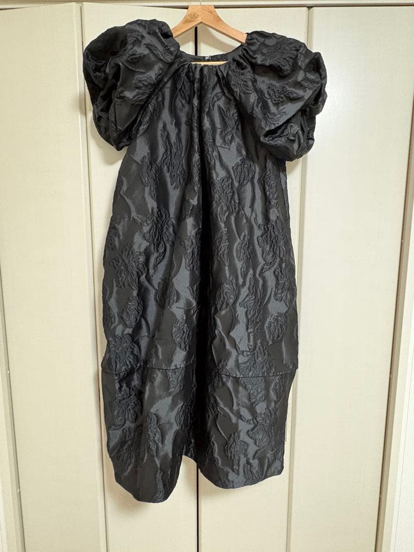 ワンピース POPPY BALLOON SLEEVE COCOON DRESS