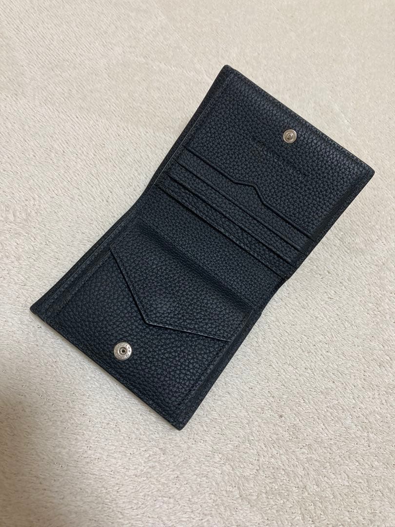 BONAVENTURA ボナベンチュラ 二つ折り財布　ブラック　シュリンクレザー