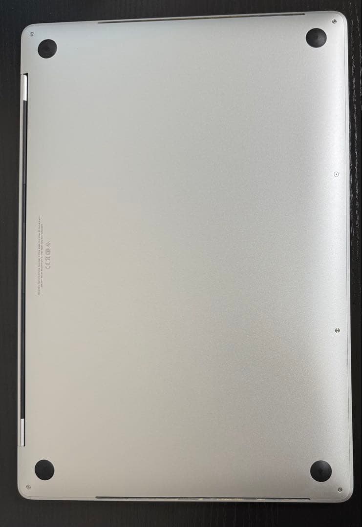 MacBookPro i9 32GB 1TB 充放電131回 バッテリー87%