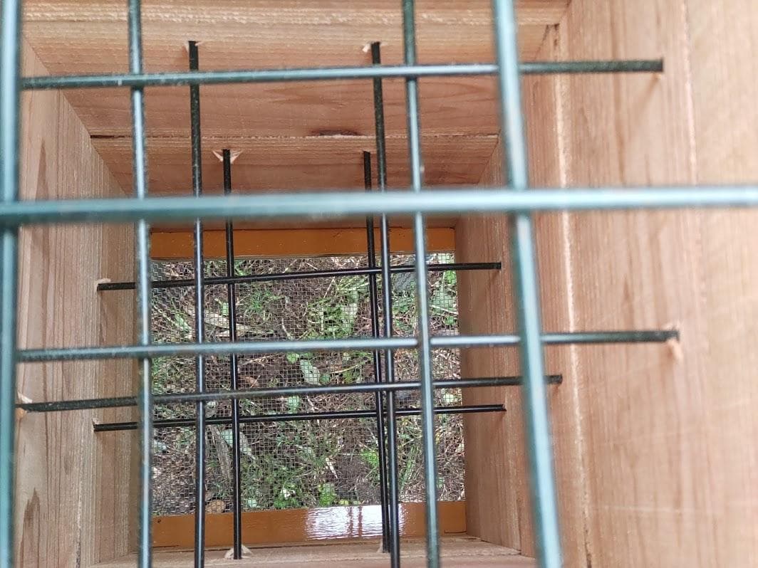 日本蜜蜂 重箱式巣箱4段 スライド底板 t付巣門台座　スノコ付き　セット割有