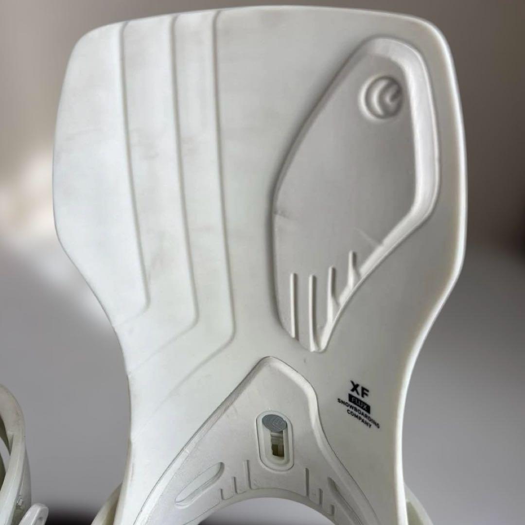 FLUX XF F24XFMW Mサイズ フラックス ビンディング XF