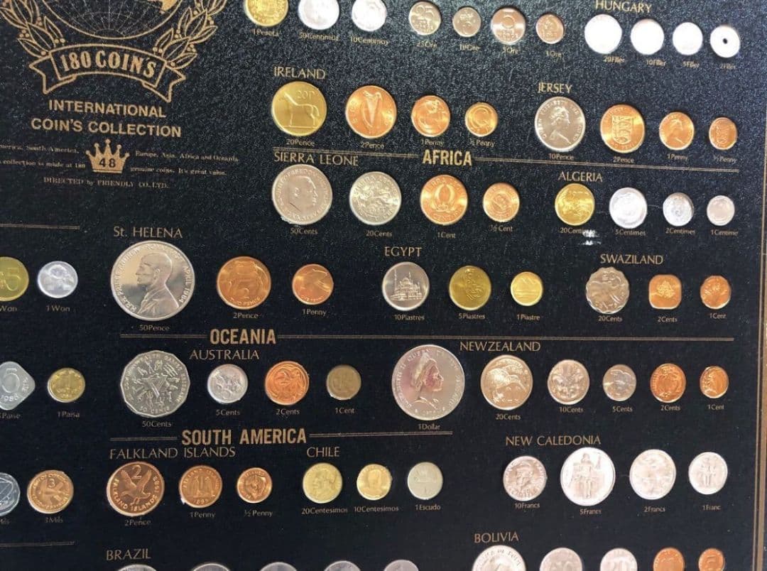 180種 世界の コレクション 外貨　銀貨　美品