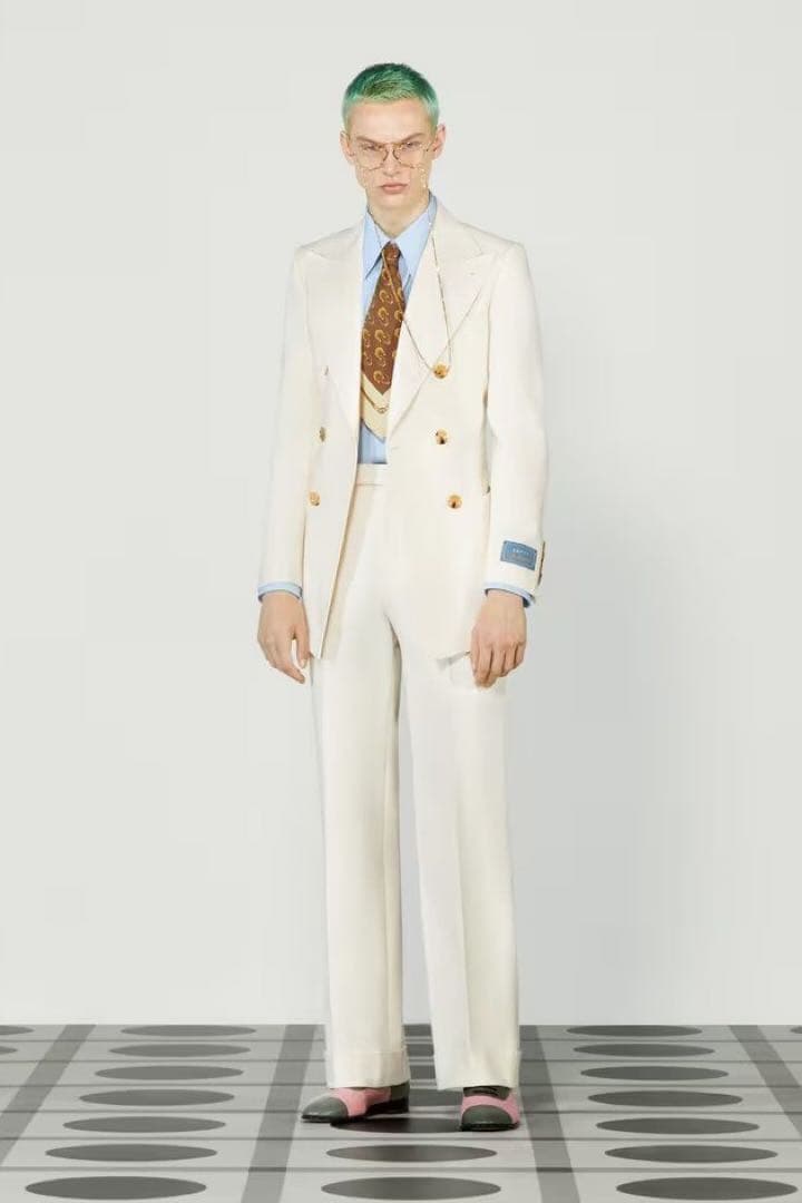 ぴろ　GUCCI HAHAHA アレッサンドロミケーレ ハリースタイルズ