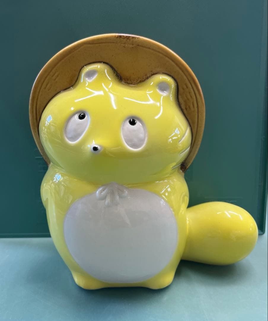 【ぼんやり子だぬき】手乗りサイズ ヒダカナオト　陶器　黄色