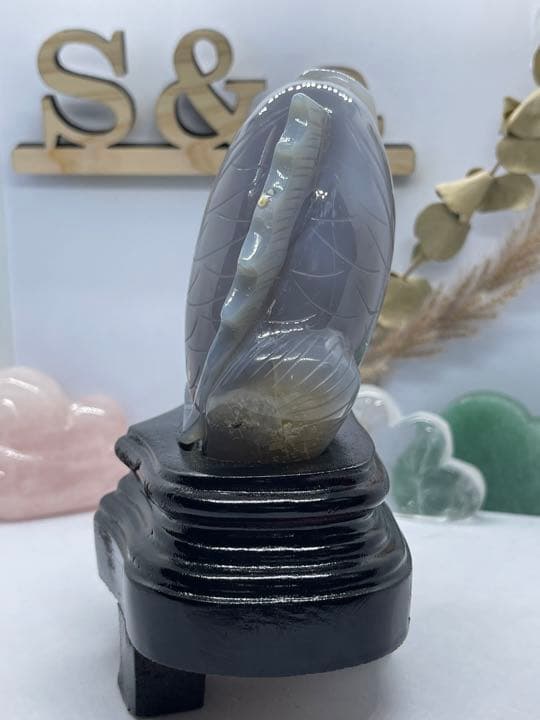 【602】水入り瑪瑙 魚型(台座付き)高級 珍品