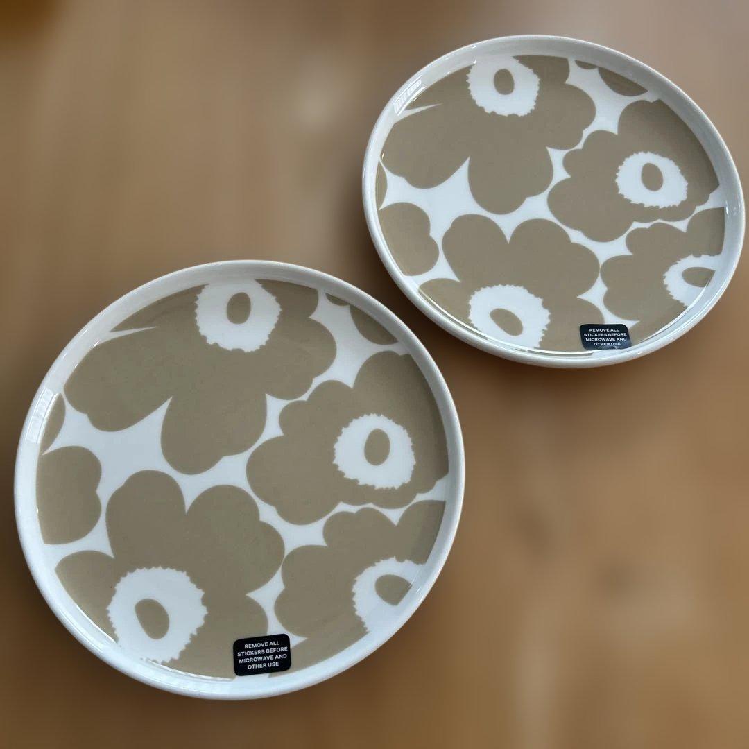 マリメッコ　ウニッコ　プレート　20センチ